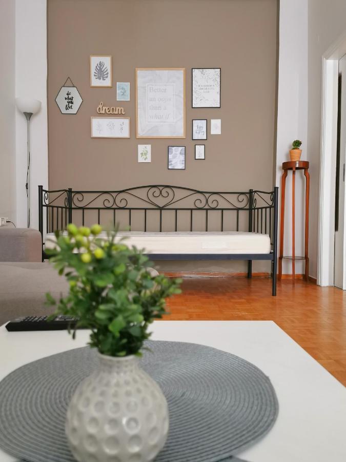Central Apartment Kalamata Exterior photo